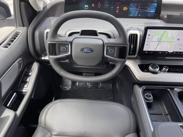 2026 Space Silver Metallic Ford Expedition Max Active RWD SUV