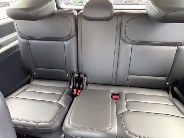 2026 Space Silver Metallic Ford Expedition Max Active RWD SUV