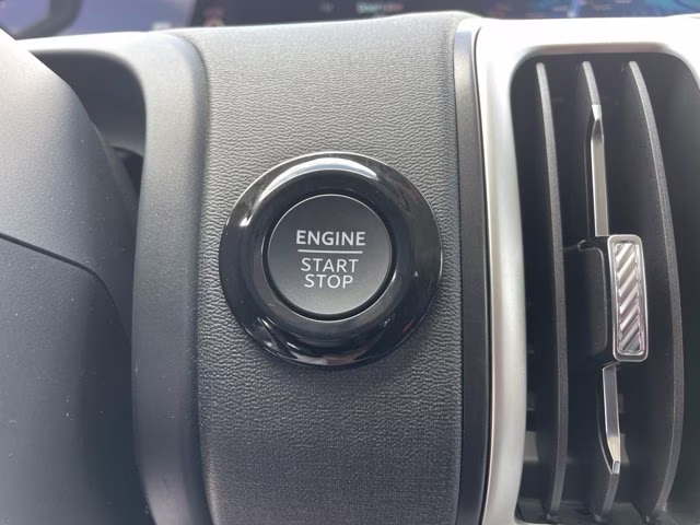 2026 Space Silver Metallic Ford Expedition Max Active RWD SUV