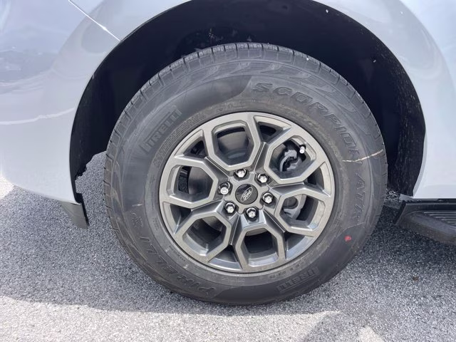 2026 Space Silver Metallic Ford Expedition Max Active RWD SUV