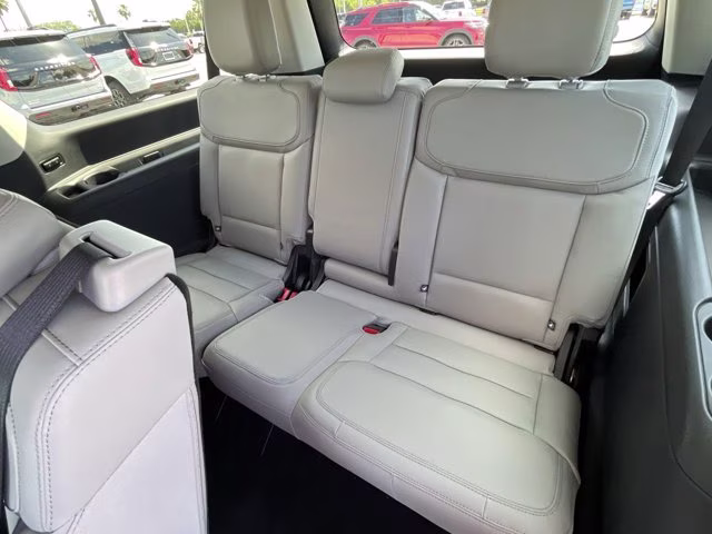 2026 Oxford White Ford Expedition Max Active RWD SUV