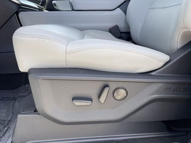 2026 Oxford White Ford Expedition Max Active RWD SUV