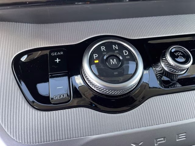 2026 Oxford White Ford Expedition Max Active RWD SUV