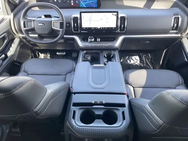 2026 Agate Black Metallic Ford Expedition Max Platinum 4X4 SUV