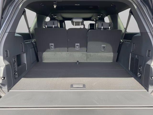 2026 Agate Black Metallic Ford Expedition Max Platinum 4X4 SUV