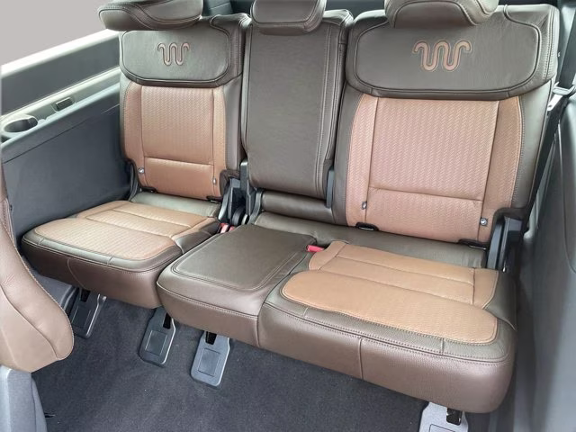 2026 Space Silver Metallic Ford Expedition Max King Ranch 4X4 SUV
