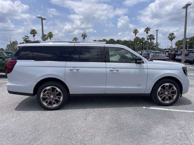 2026 Space Silver Metallic Ford Expedition Max King Ranch 4X4 SUV