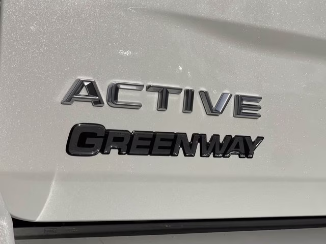 2026 Star White Metallic Tri-Coat Ford Expedition Active RWD SUV
