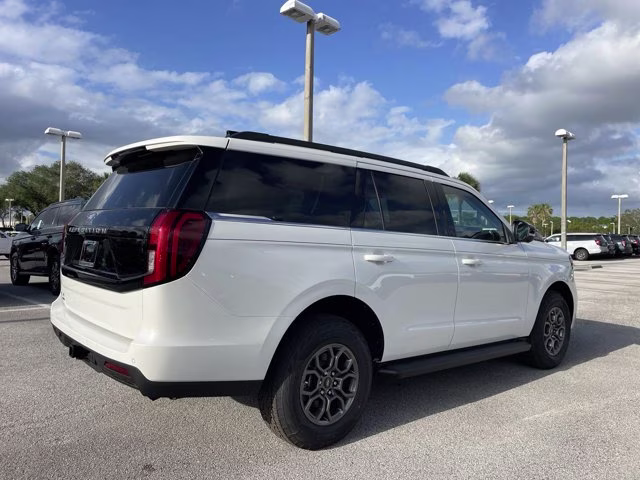 2026 Star White Metallic Tri-Coat Ford Expedition Active RWD SUV
