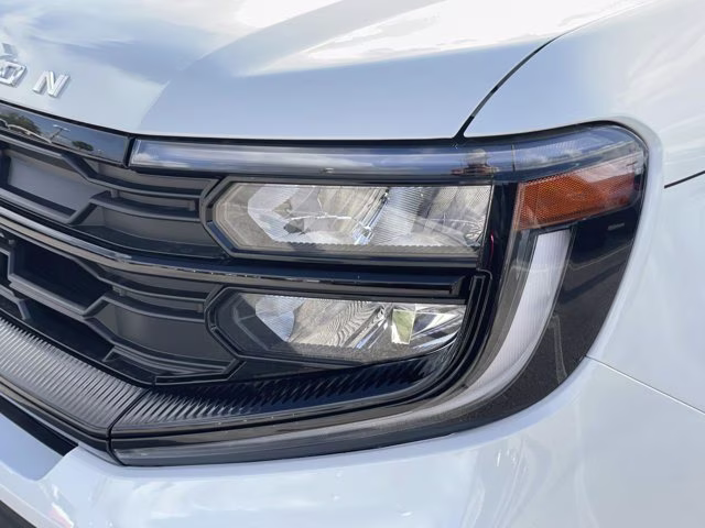 2026 Star White Metallic Tri-Coat Ford Expedition Active RWD SUV
