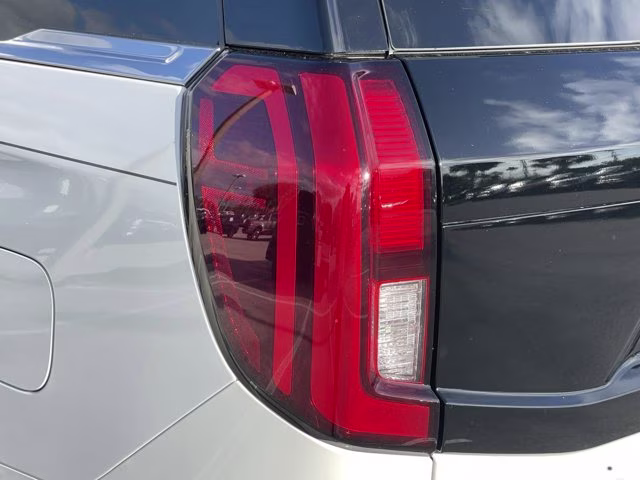 2026 Star White Metallic Tri-Coat Ford Expedition Active RWD SUV