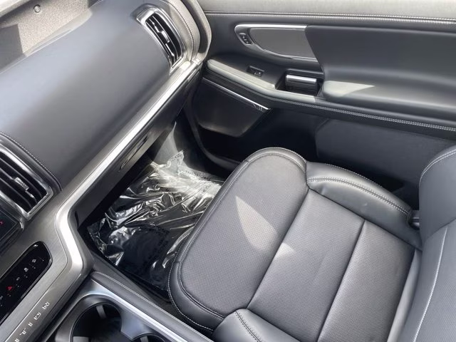2026 Glacier Gray Metallic Tri-Coat Ford Expedition Platinum 4X4 SUV