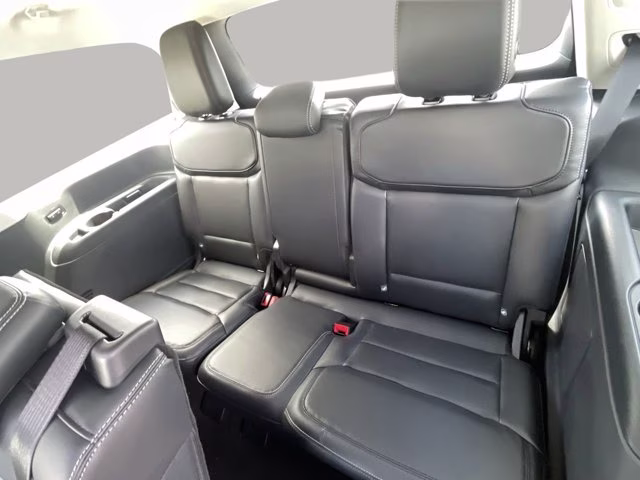 2026 Glacier Gray Metallic Tri-Coat Ford Expedition Platinum 4X4 SUV