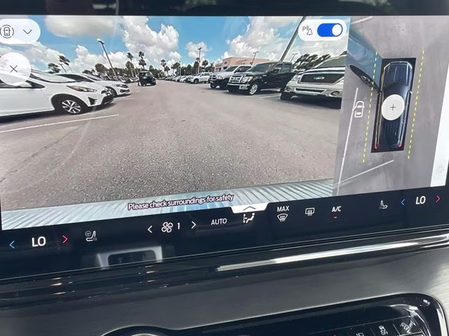 2026 Glacier Gray Metallic Tri-Coat Ford Expedition Platinum 4X4 SUV