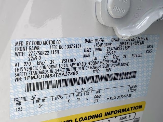 2026 Star White Metallic Tri-Coat Ford Expedition Platinum 4X4 SUV