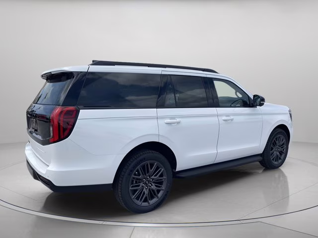 2026 Star White Metallic Tri-Coat Ford Expedition Platinum 4X4 SUV