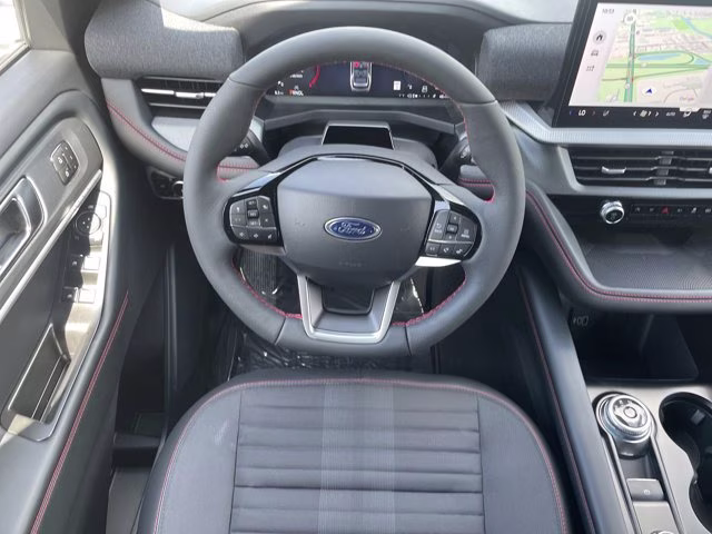 2026 Star White Metallic Tri-Coat Ford Explorer ST-Line RWD SUV