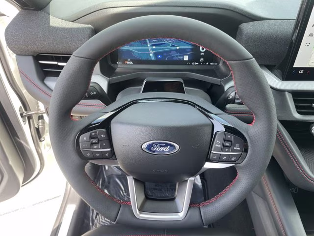 2026 Star White Metallic Tri-Coat Ford Explorer ST-Line RWD SUV