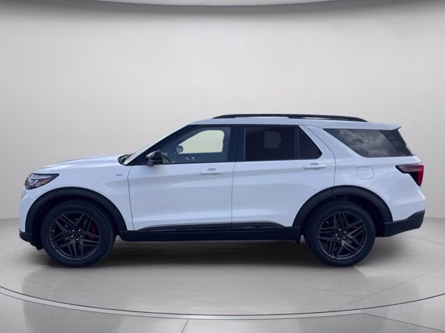 2026 Star White Metallic Tri-Coat Ford Explorer ST-Line RWD SUV