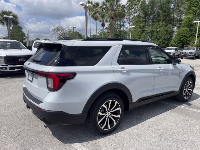 2026 Space White Metallic Ford Explorer ST-Line RWD SUV