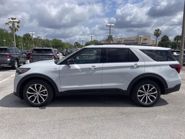 2026 Space White Metallic Ford Explorer ST-Line RWD SUV