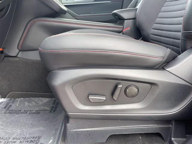 2026 Rapid Red Metallic Tinted Clearcoat Ford Explorer ST-Line RWD SUV
