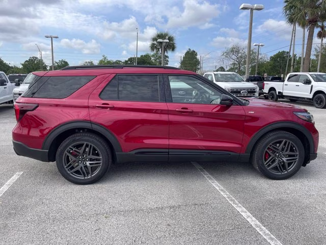 2026 Rapid Red Metallic Tinted Clearcoat Ford Explorer ST-Line RWD SUV