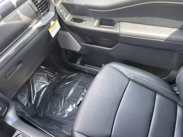 2026 Carbonized Gray Metallic Ford F-150 LARIAT 4X4 Truck