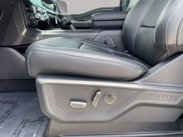 2026 Carbonized Gray Metallic Ford F-150 LARIAT 4X4 Truck