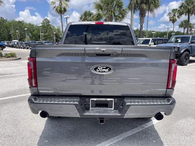 2026 Carbonized Gray Metallic Ford F-150 LARIAT 4X4 Truck