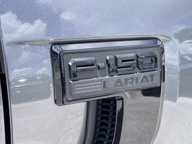 2026 Carbonized Gray Metallic Ford F-150 LARIAT 4X4 Truck