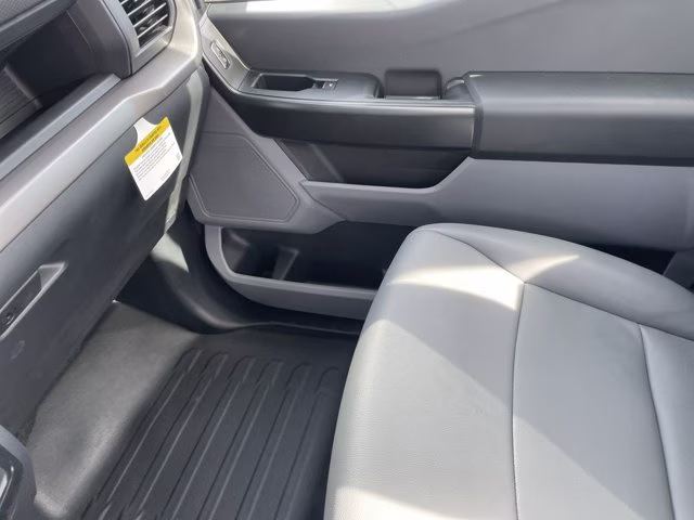 2026 Oxford White Ford F-150 XL RWD Truck