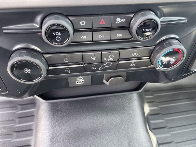 2026 Oxford White Ford F-150 XL RWD Truck