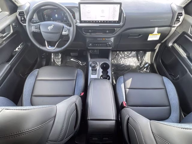 2026 Oxford White Ford Bronco Sport Outer Banks 4X4 SUV