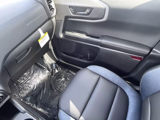 2026 Oxford White Ford Bronco Sport Outer Banks 4X4 SUV