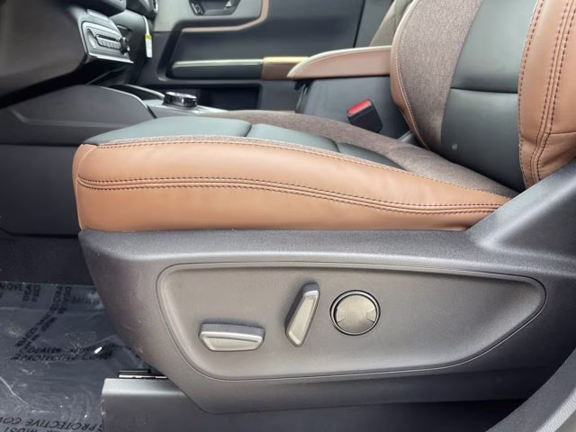 2026 Ruby Red Metallic Tinted Clearcoat Ford Bronco Sport Outer Banks 4X4 SUV