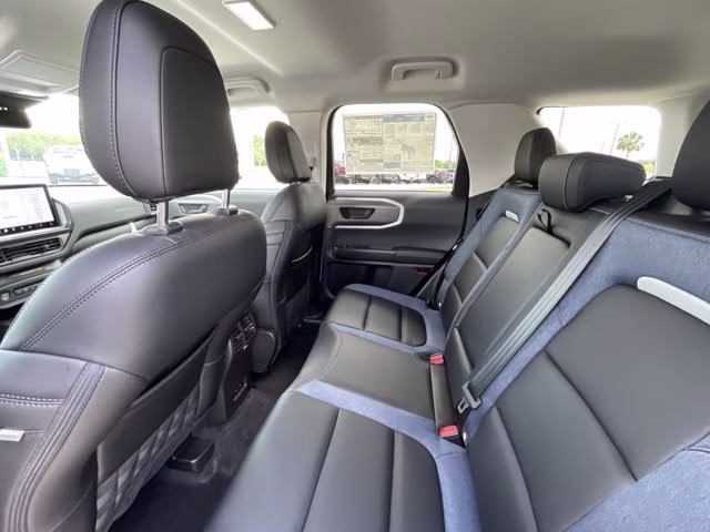 2026 Oxford White Ford Bronco Sport Outer Banks 4X4 SUV