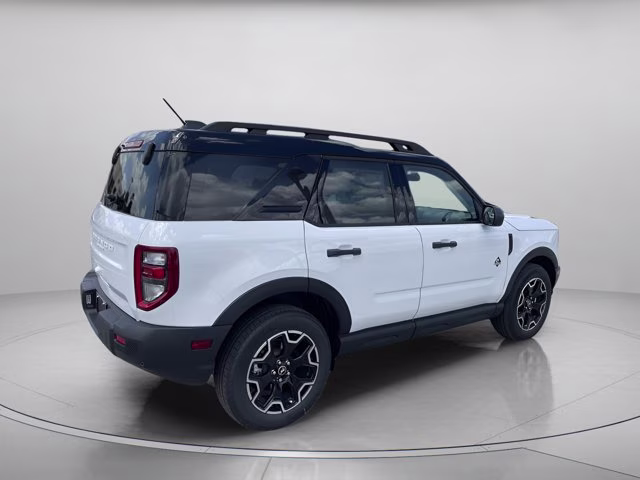 2026 Oxford White Ford Bronco Sport Outer Banks 4X4 SUV