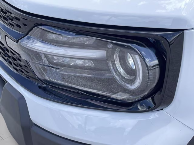 2026 Oxford White Ford Bronco Sport Outer Banks 4X4 SUV