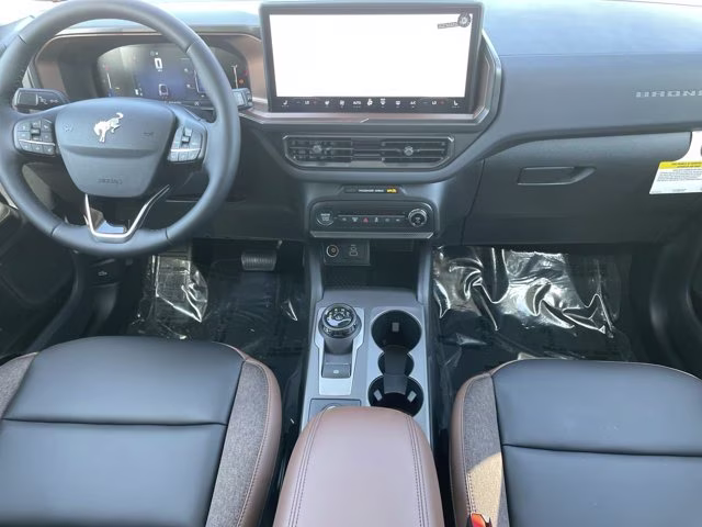 2026 Oxford White Ford Bronco Sport Outer Banks 4X4 SUV