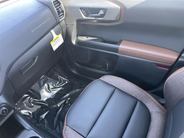 2026 Oxford White Ford Bronco Sport Outer Banks 4X4 SUV