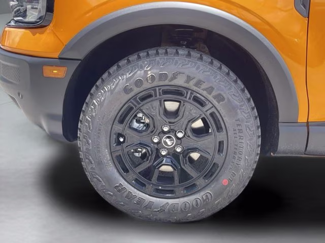 2026 Orange Fury Metallic Tri-Coat Ford Bronco Sport Badlands 4X4 SUV