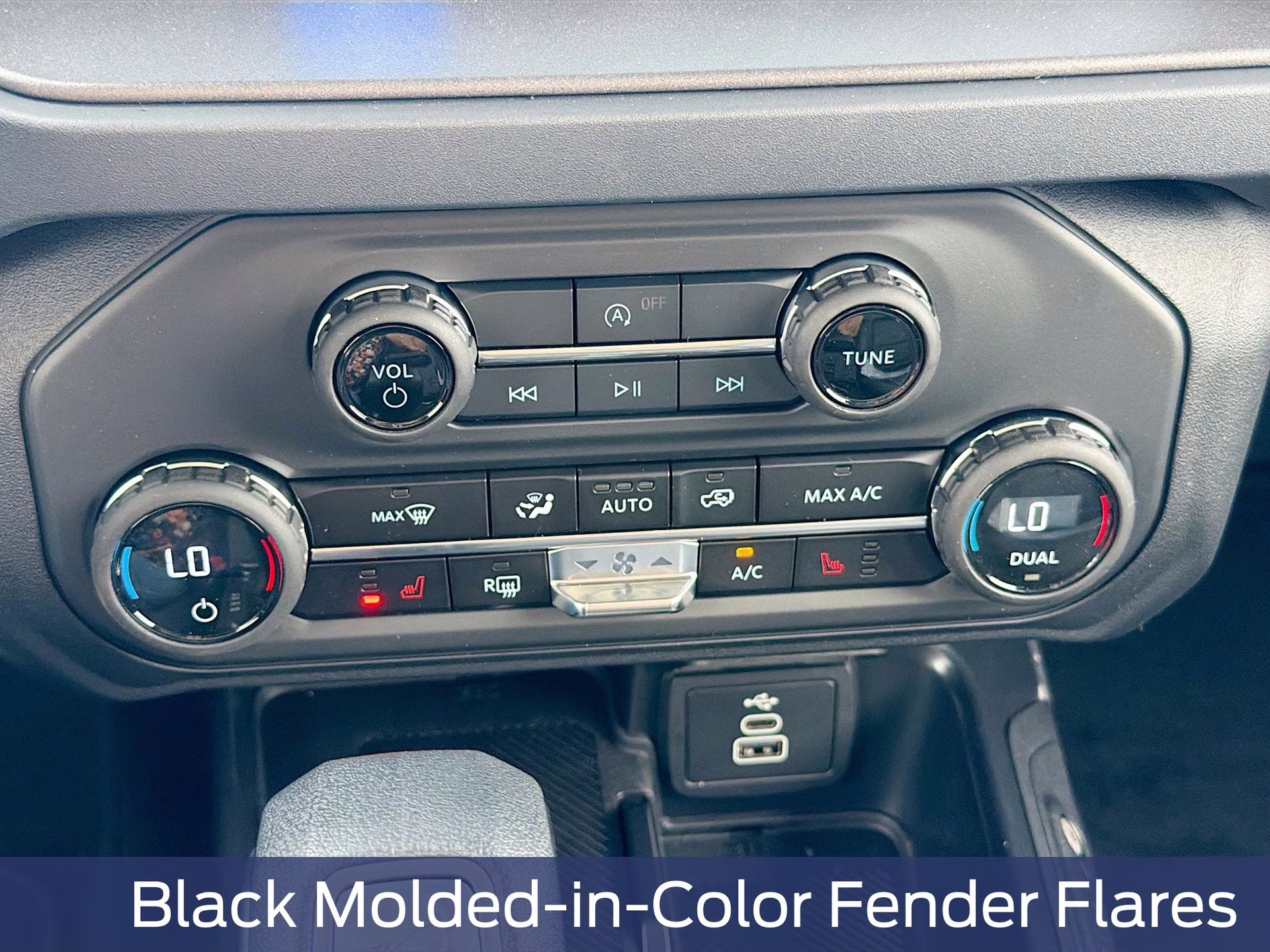 2026 Oxford White Ford Bronco Big Bend 4X4 SUV