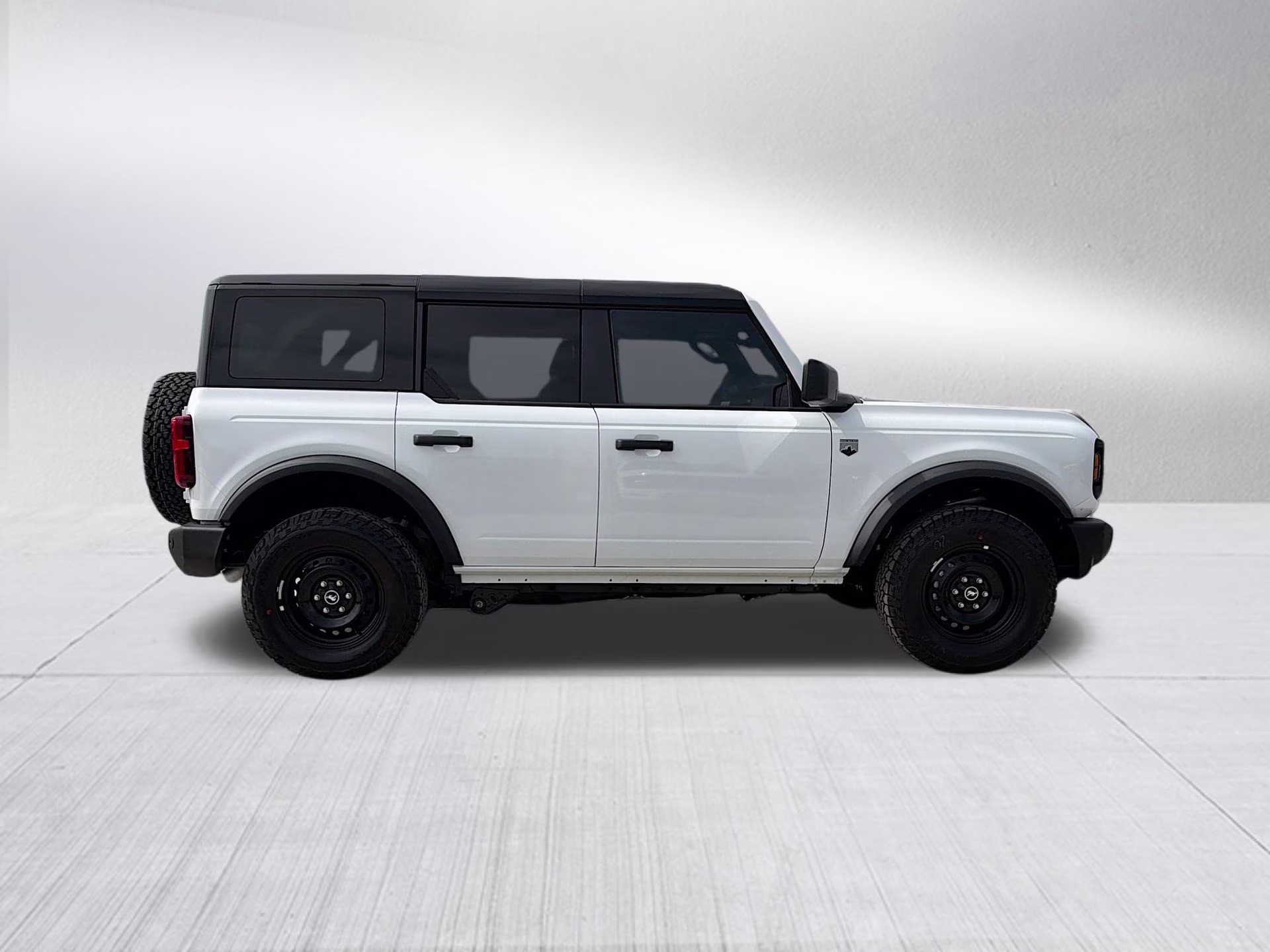 2026 Oxford White Ford Bronco Big Bend 4X4 SUV