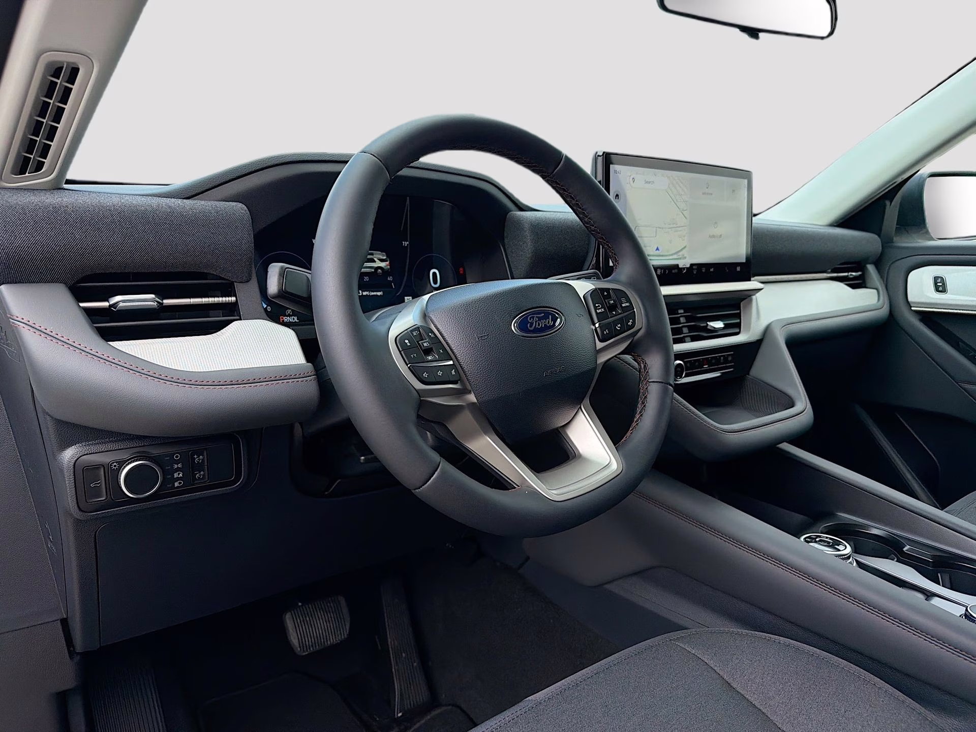 2026 Star White Metallic Tri-Coat Ford Explorer Active RWD SUV