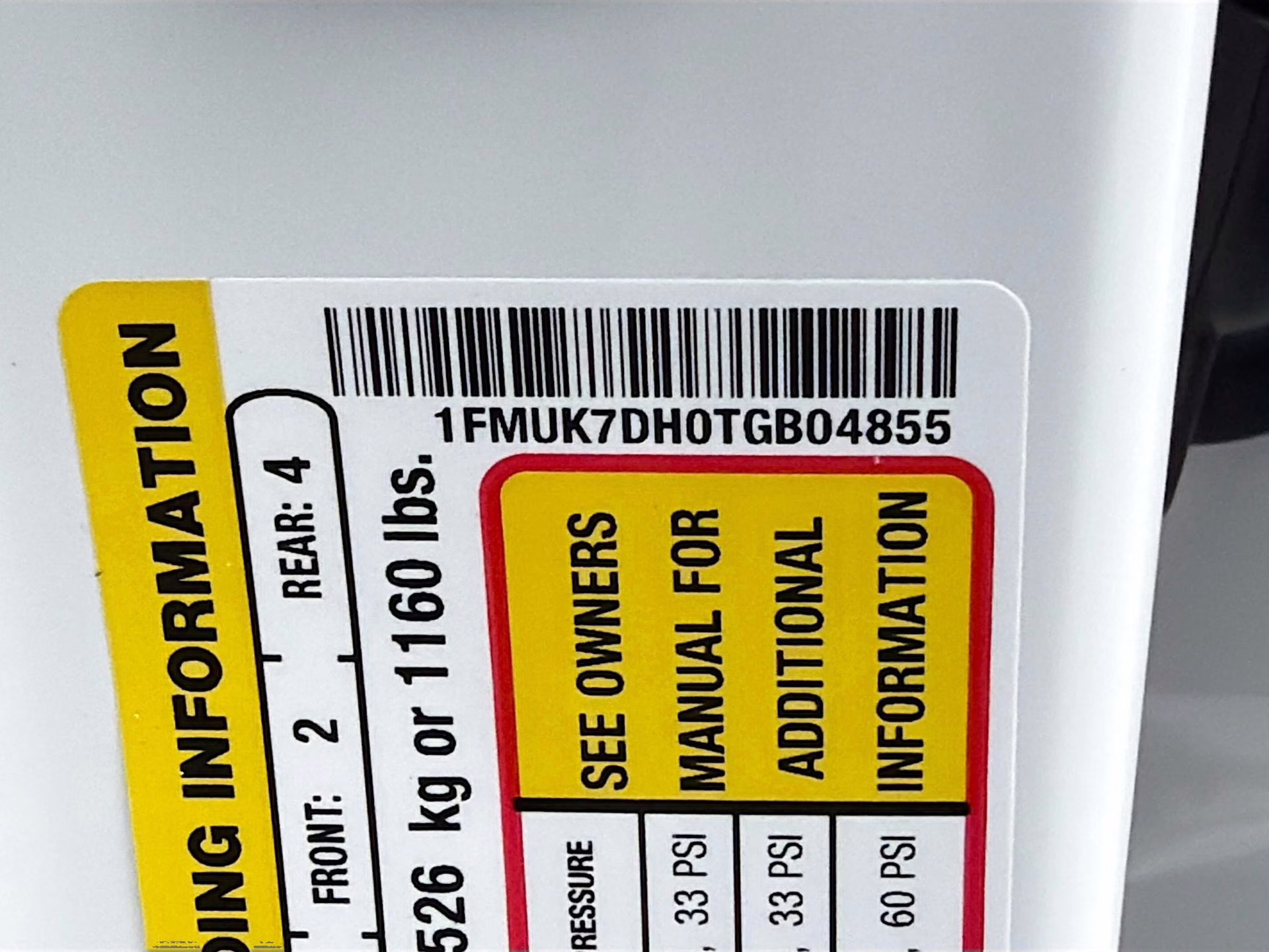 2026 Star White Metallic Tri-Coat Ford Explorer Active RWD SUV