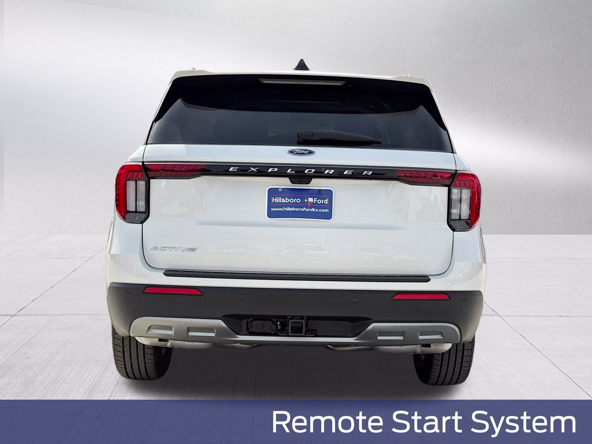 2026 Star White Metallic Tri-Coat Ford Explorer Active RWD SUV