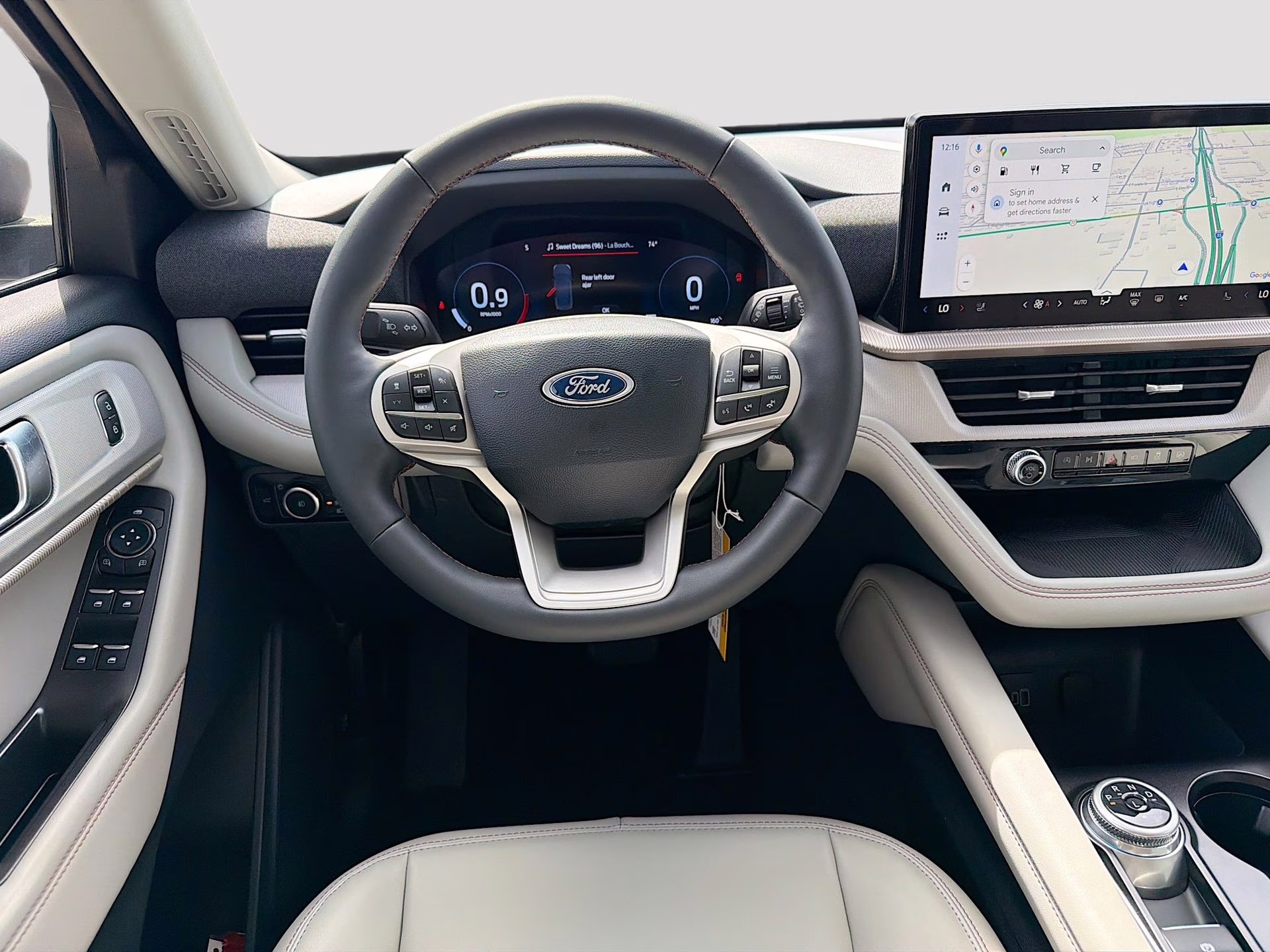 2026 Star White Metallic Tri-Coat Ford Explorer Active RWD SUV