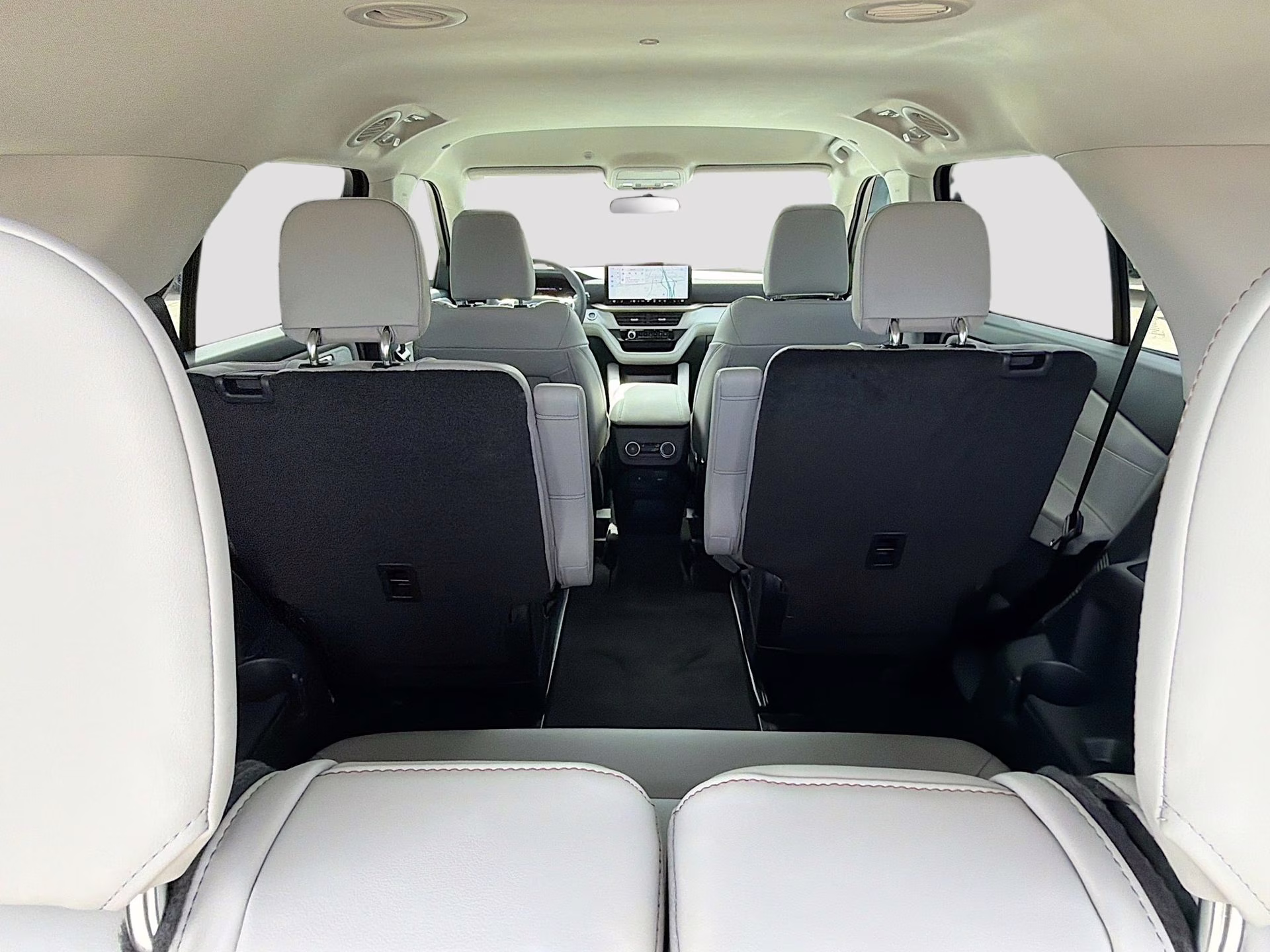 2026 Star White Metallic Tri-Coat Ford Explorer Active RWD SUV