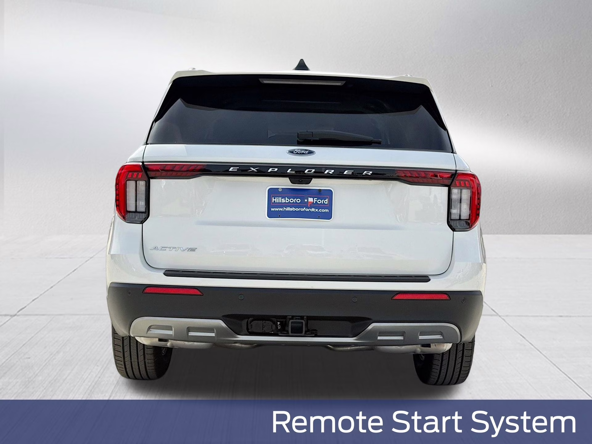 2026 Star White Metallic Tri-Coat Ford Explorer Active RWD SUV